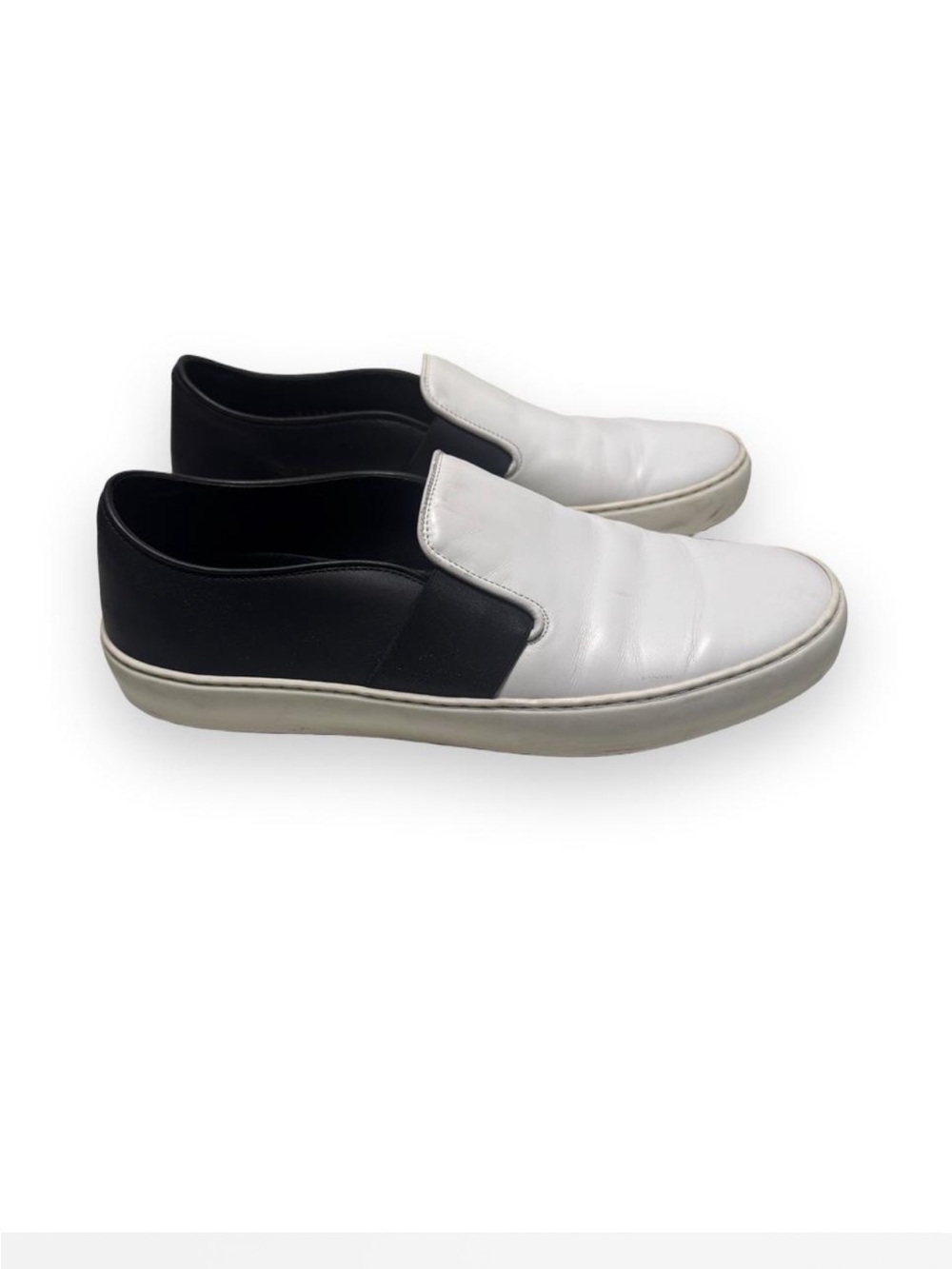 CHANEL Slip-On White and Black Sneakers Sz40.5